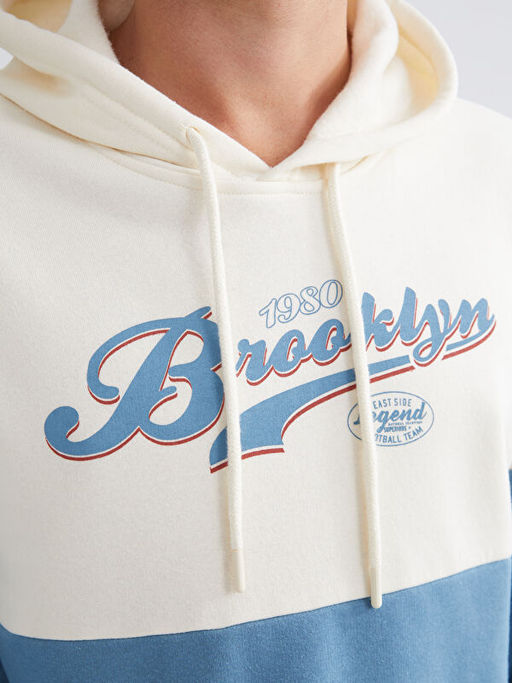 Uzun Kollu Bask?l? Erkek Hoodie