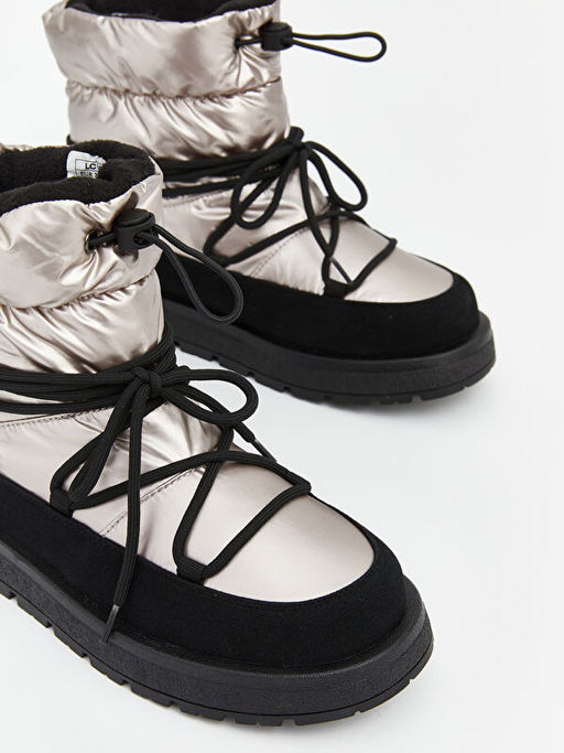 K?z ?ocuk ??i K?rkl? Kar Botu