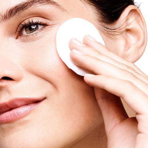 УВЛАЖНЯЮЩАЯ МИЦЕЛЛЯРНАЯ ВОДА OPTIMALS