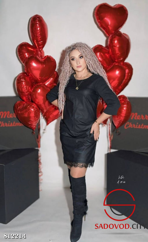 Платье женское с гипюром