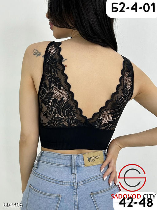 Топик женский с кружевом