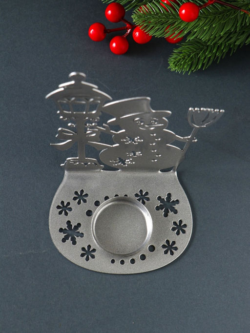 Подсвечник на 1 свечу Снеговик новогодний, металл, серебряный, 10?7.5?15 см