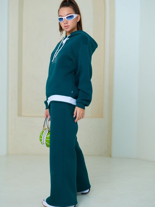 Костюм спортивный