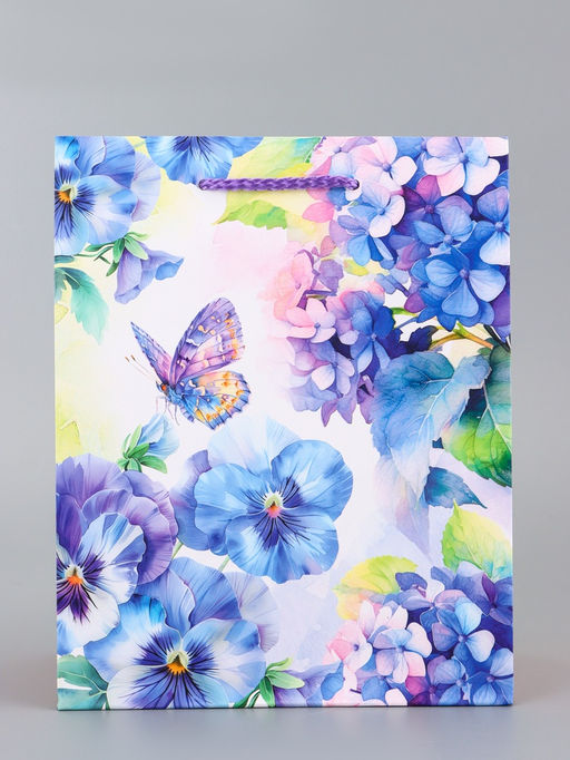 Цена за 2 шт. Пакет подарочный ламинированный вертикальный Мир фиалок, 18?22.3?10 см