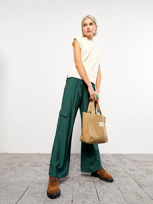 Kad?n Standart Fit D?z Pantolon