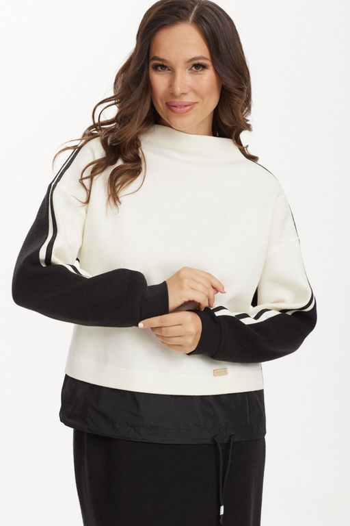 Костюм Magia mody 2496 молоко+ черный