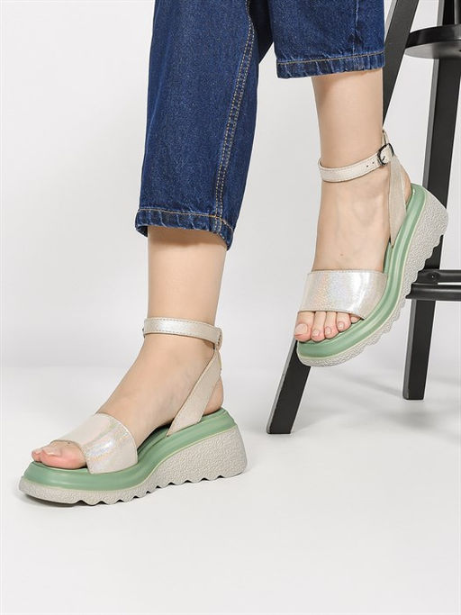 Босоножки 326