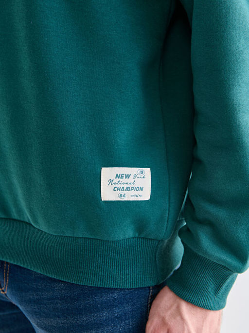 Dik Yaka Erkek Sweatshirt