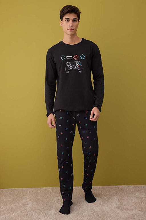 Siyah Regular Fit Game Bask_l_ _rme Pijama Tak_m_ TMNAW24PT00012 - Trendyolmilla фото 2