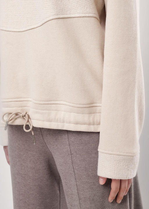 157012/185вл Джемпер женский (ЧЗ)