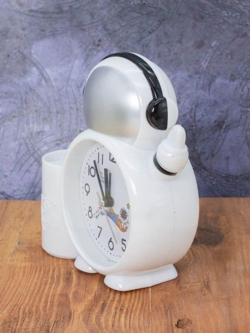 Часы-будильник с подставкой для канцелярии Astronaut, white (14,5х14 см)