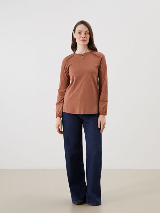 F?rf?rl? Bisiklet Yaka Dantel Detayl? Bluz