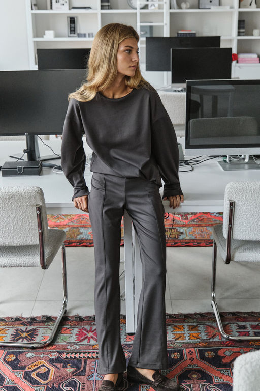 Костюм с брюками офисный