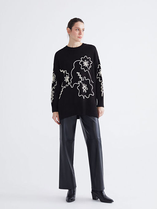 Bisiklet Yaka ?i?ek Nak??l? Kad?n Triko Kazak