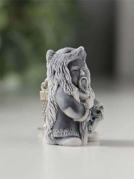 Брелок "Шаман в шкуре медведя" маленький, 4,1см