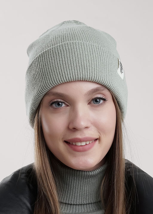 Шапка женская