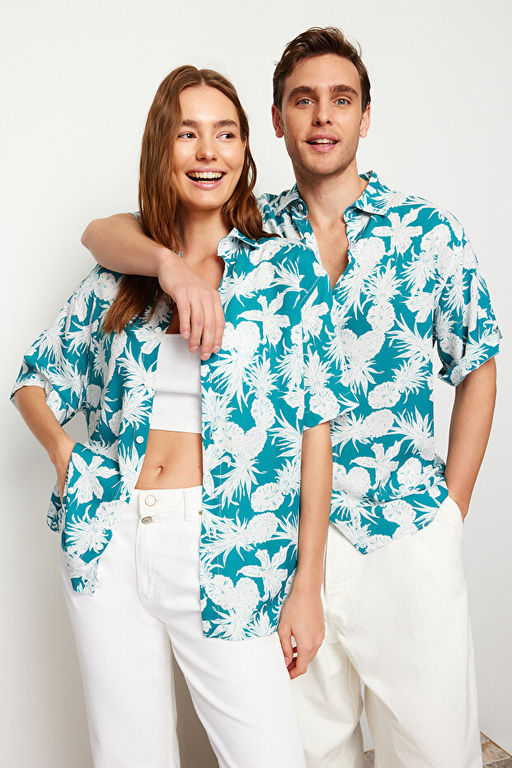 Mavi Unisex Oversize Fit Ananas Bask_l_ %100 Viskon K_sa Kollu Sala_ Yazl_k G_mlek TMNSS24GO00041