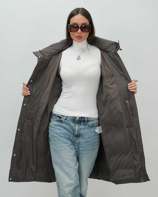 Пальто зимнее утепленное с капюшоном женское темно-коричневого цвета 7618TK - Visdeer фото 19