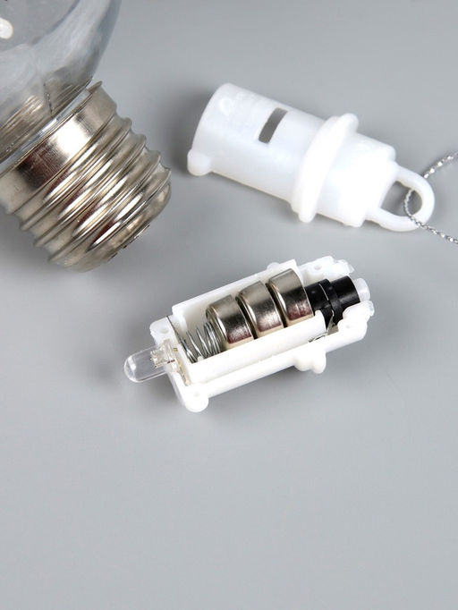 Ёлочный шар «Оленёнок», d=8 см, 1 LED, от батареек, свечение тёплое белое