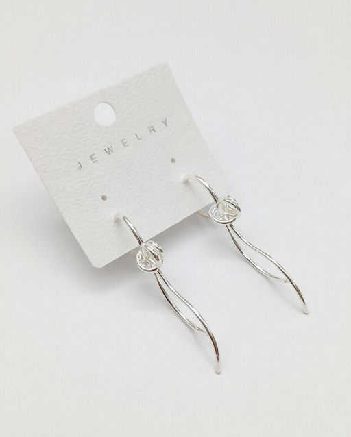 Стильные серьги