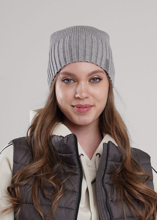 Шапка женская