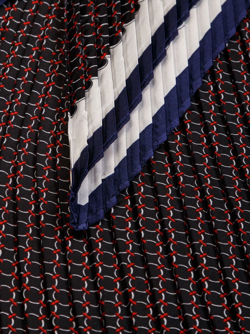 Платок жен. виск+шелк 70х70 LSZ34-828-01
