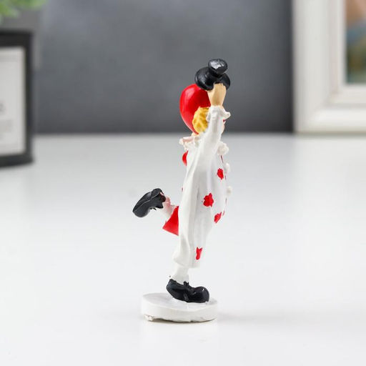 Фигурка полистоун «Танцующий клоун с цилиндром», красно-белый, 8×3×4.5 см