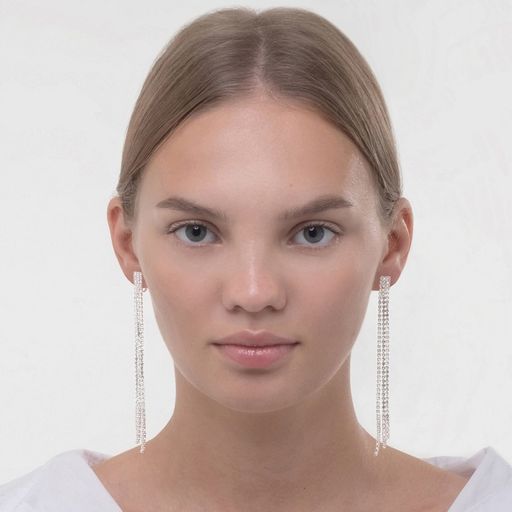 Серьги клипсы для ушей QF «Лёд», тройная сплошная, белые в серебре