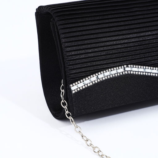 Сумка женская на магните, цвет чёрный