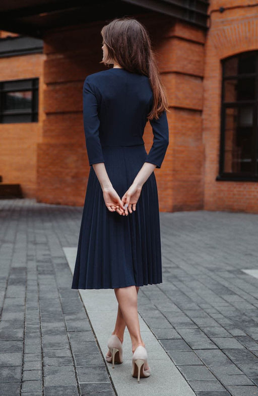 Платье с юбкой гофре темно-синий - Donna saggia фото 2
