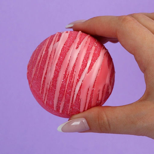 Бомбочка для ванны, 130 г, аромат клубничного пломбира, CANDY FOOD