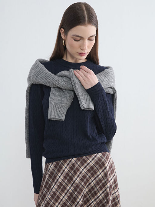 Bisiklet Yaka Kendinden Desenli Kad?n Triko Kazak