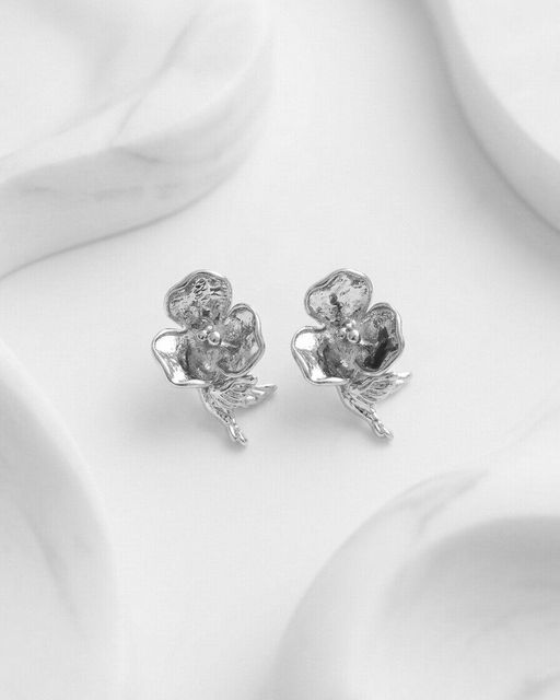 Стильные серьги