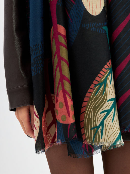 Палантин с рисунком