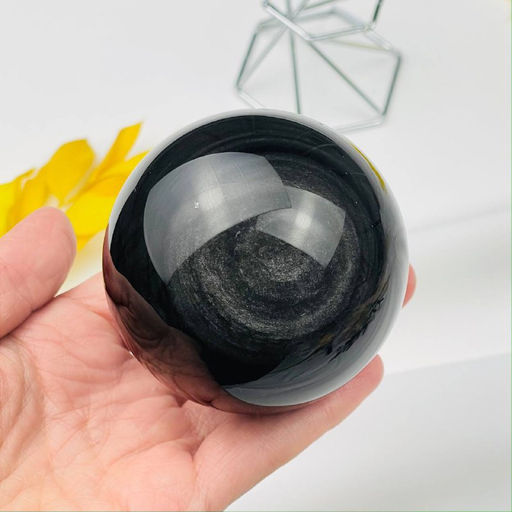 Шар из серебристого Обсидиана