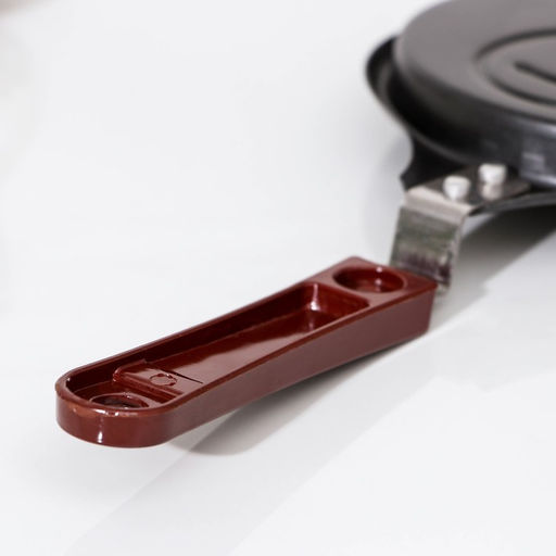 Сковорода Доляна «Мишка», d=14 см, пластиковая ручка, антипригарное покрытие, цвет чёрный