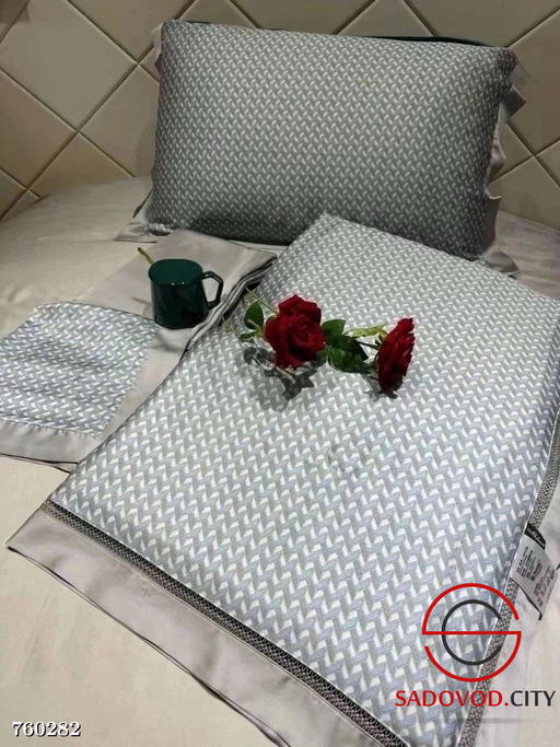 Комплект постельного белья с готовым одеялом