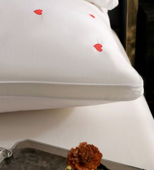 Подушка Сердечки 70х70 см POTACS01