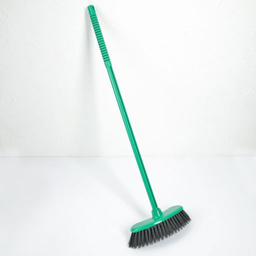 Щётка для пола жесткая «Комфорт» с черенком, МИКС