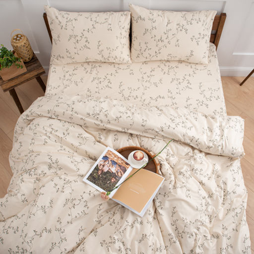 КПБ Чистый хлопок 2,0 спальный с европростыней, наволочки 50х70, поплин, 100% хлопок, Вивьен Пододеяльник 177х215 с прорезью, простыня классическая 215х240 подшита с 4-х сторон, наволочки 50х70 с клапаном - 2 шт - Традиция фото 3