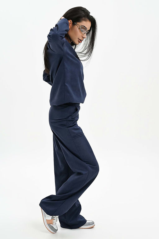 Брюки из мягкой эко замши