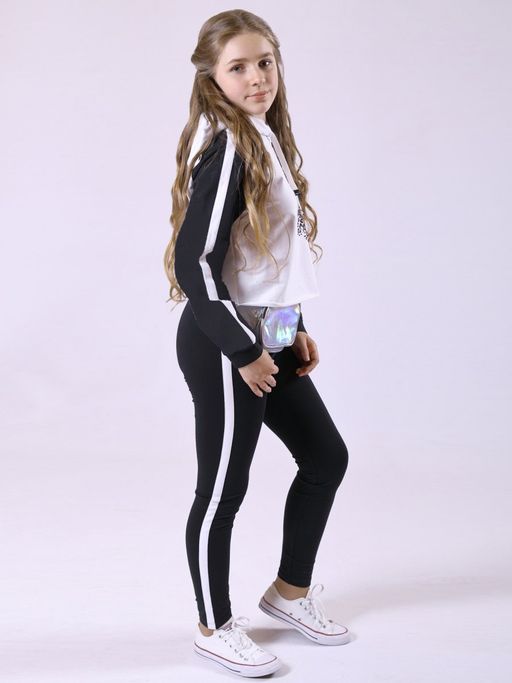 Костюм спортивный