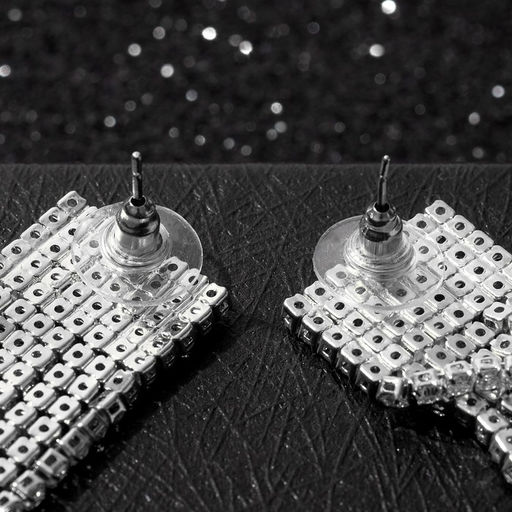 Серьги висячие со стразами Водопад квадрат, белые в серебре, 9.5 см