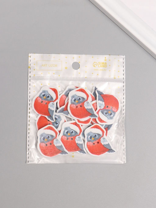 Набор пуговиц для творчества дерево «Снегирь в колпаке», набор 15 шт., 3.3×2.8 см