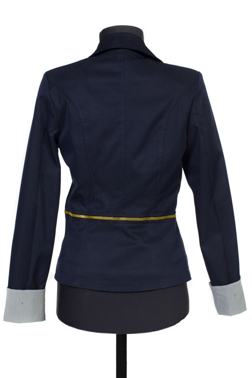 Ветровка жакет