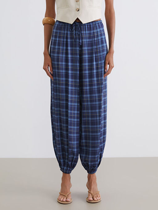 Beli Lastikli Ekose Kad?n Pileli Jogger Pantolon