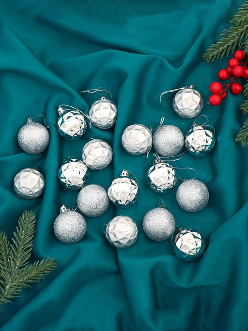 Ёлочные игрушки Званный вечер, шары новогодние, d=4 см, 18 шт., серебристые - Зимнее волшебство фото 2