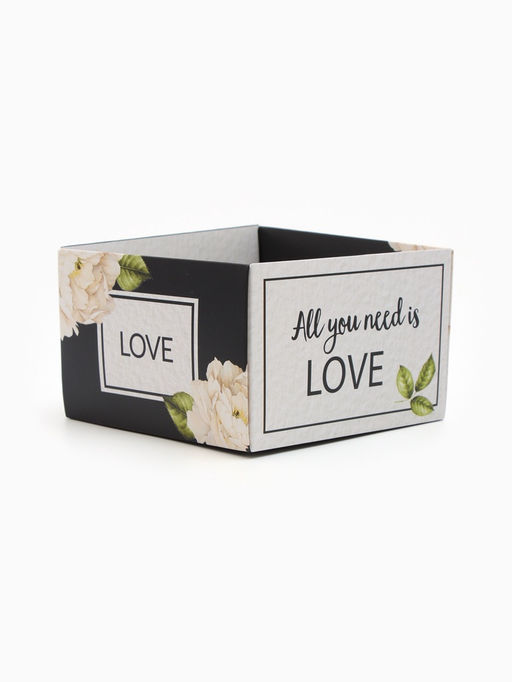 Цена за 3 шт. Коробка "Love" 11х11х7 см, БК 270гр/м2