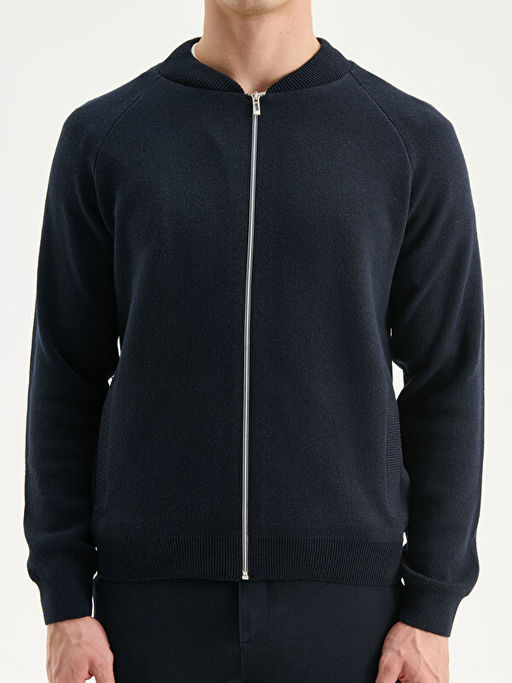 Standart Kal?p Kolej Yaka Erkek Triko H?rka