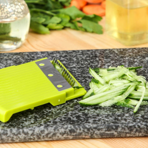 Овощерезка - шинковка со сменными насадками и контейнером Доляна Fresh Cook, 6 насадок, 14×12.5×38.1 см, белая, зелёная